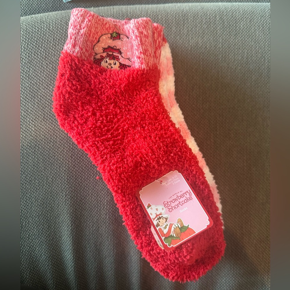 Strawberry Shortcake Fuzzy Socks 3 Pairs